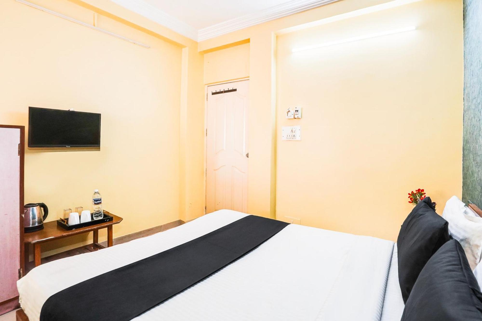 Hotel O Vibrant Residency Ahmadábád Kültér fotó